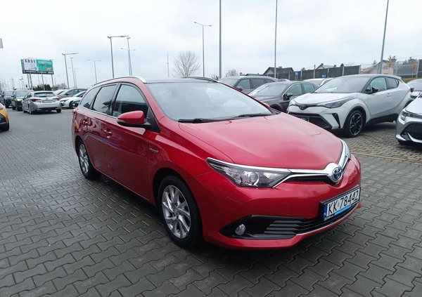 Toyota Auris cena 49900 przebieg: 234000, rok produkcji 2015 z Kraków małe 106